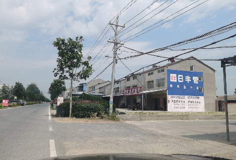 独山如何能保证墙体广告的醒目性？